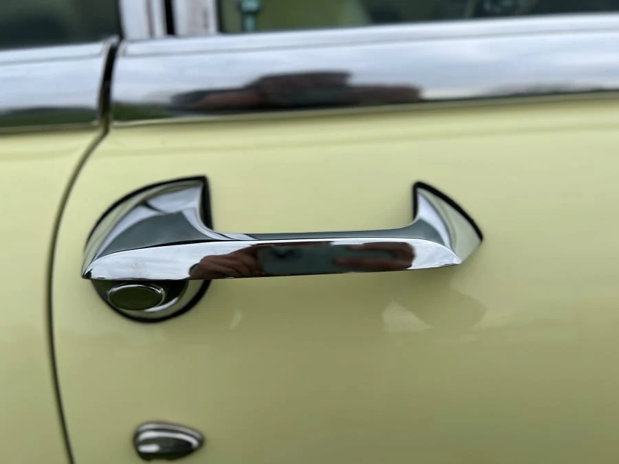 1955 Lincoln Capri - Image 12 of 17