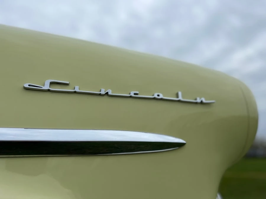 1955 Lincoln Capri - Image 13 of 17