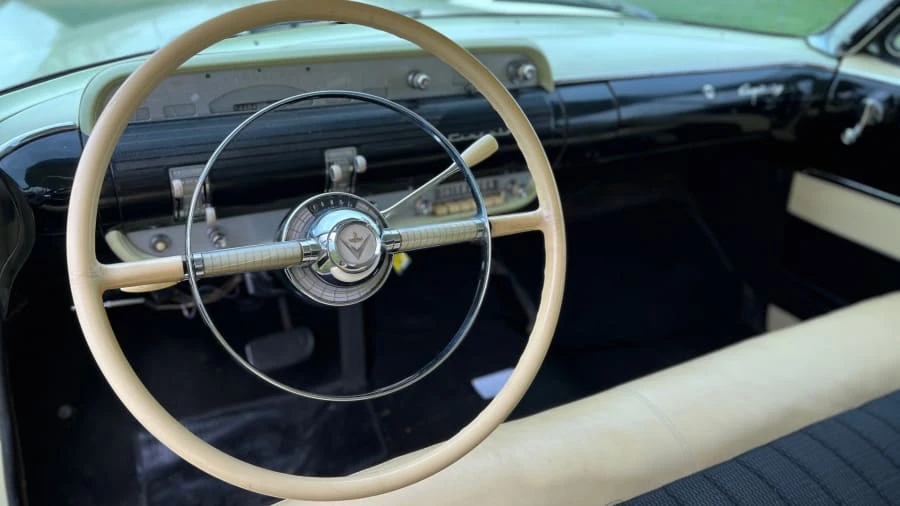 1955 Lincoln Capri - Image 4 of 17