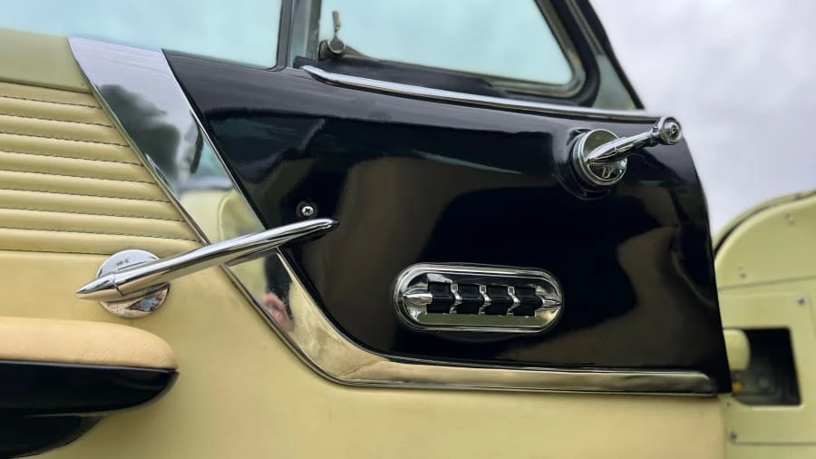 1955 Lincoln Capri - Image 5 of 17