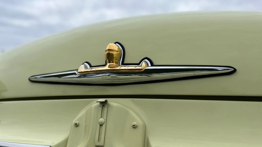 1955 Lincoln Capri - Image 11 of 17