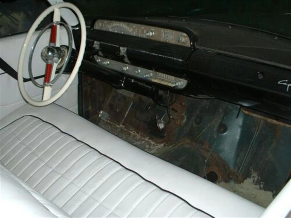 1955 Lincoln Capri - Image 16 of 25
