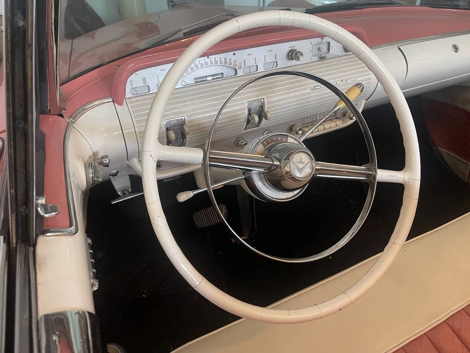 1955 Lincoln Capri - Image 2 of 8