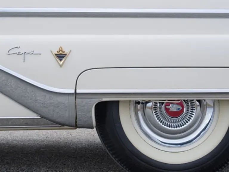 1955 Lincoln Capri - Image 6 of 10