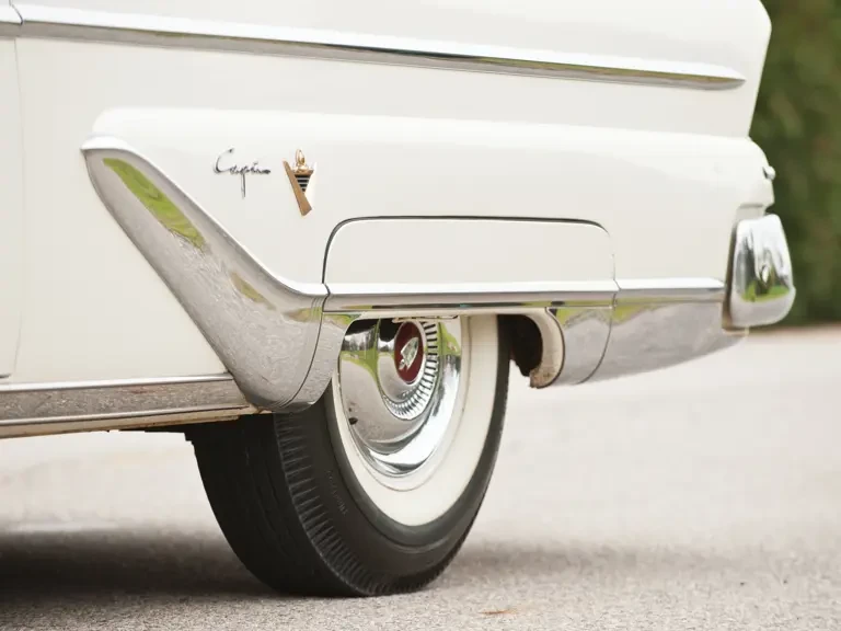 1955 Lincoln Capri - Image 9 of 15