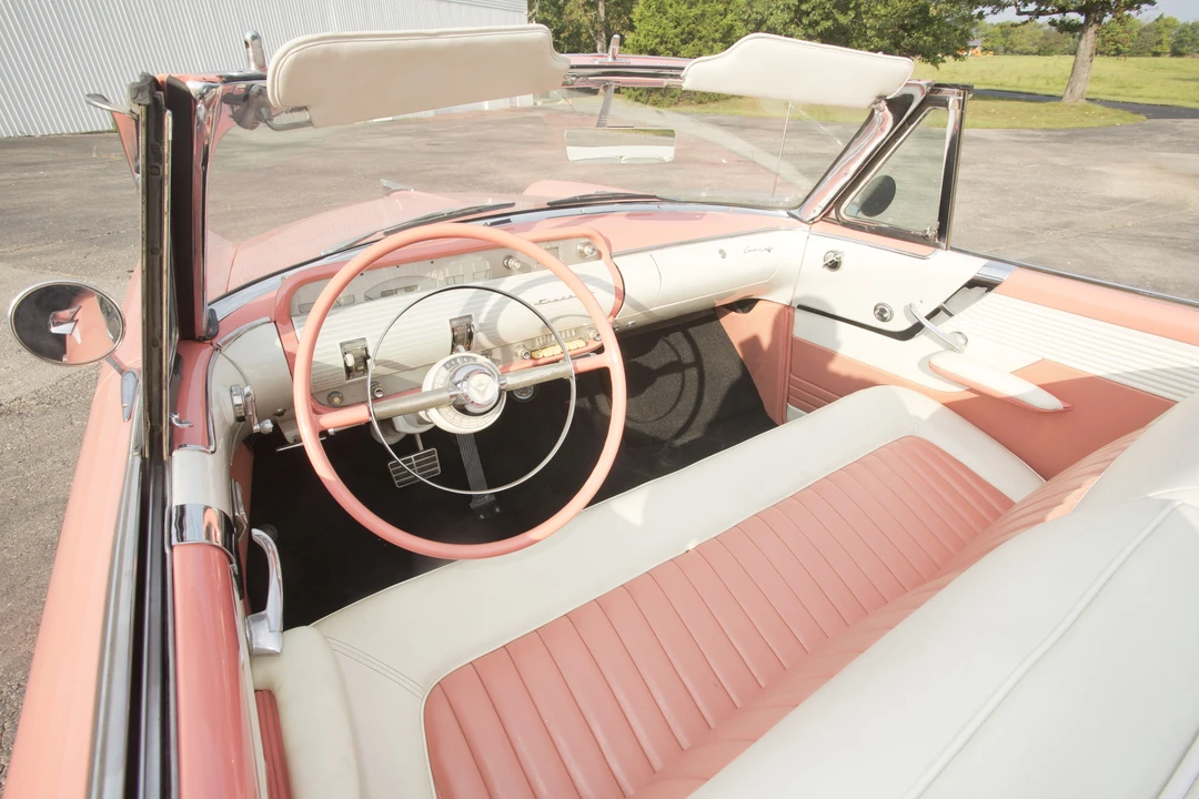 1955 Lincoln Capri - Image 18 of 29