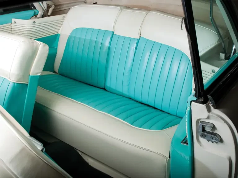 1955 Lincoln Capri - Image 10 of 31