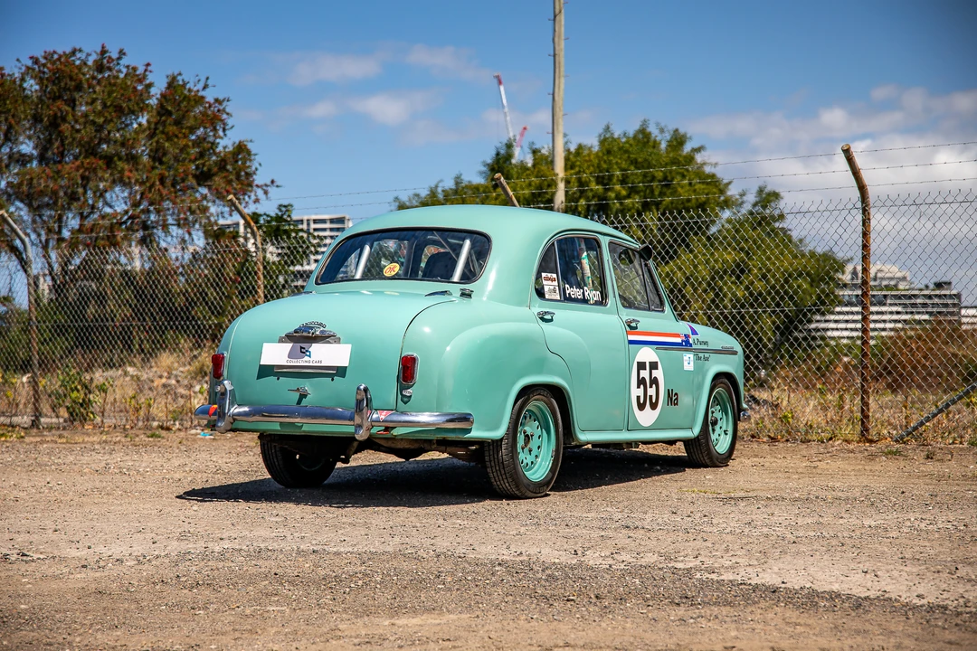 1955 Morris - Image 15 of 31