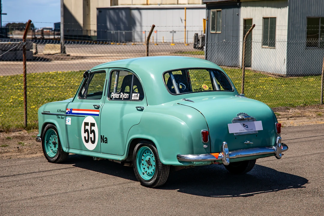 1955 Morris - Image 5 of 31