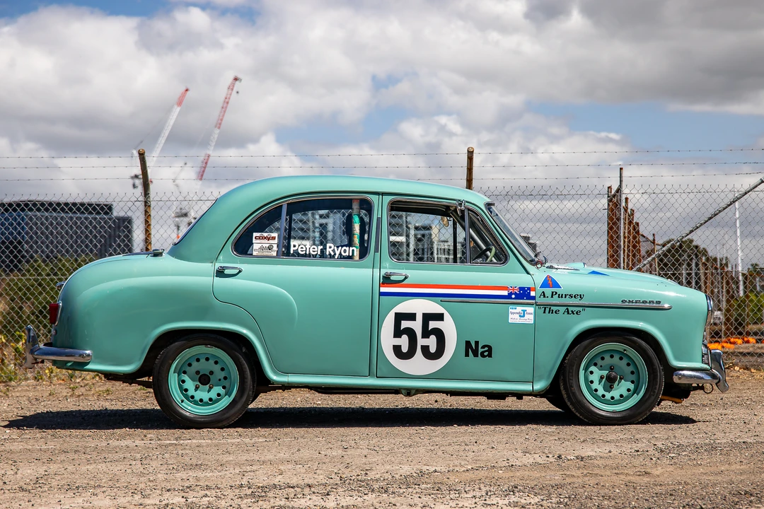 1955 Morris - Image 8 of 31