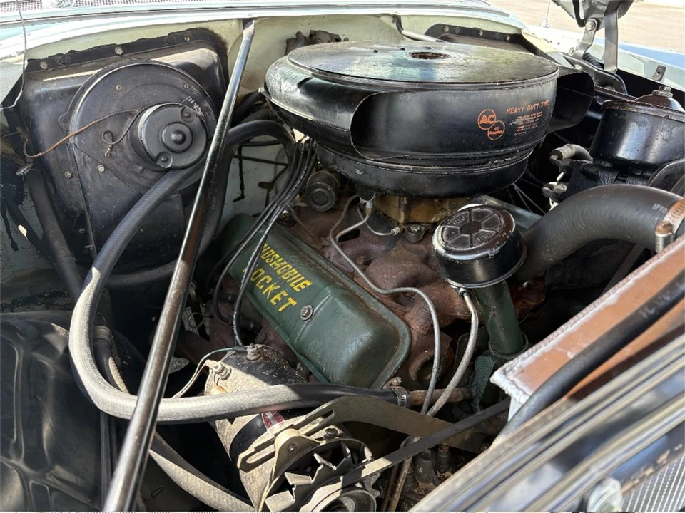 1955 Oldsmobile 88 - Image 9 of 10