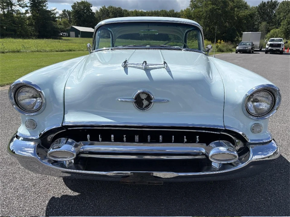 1955 Oldsmobile 88 - Image 8 of 10