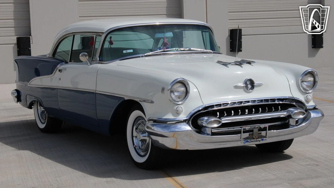 1955 Oldsmobile 88 - Image 5 of 12