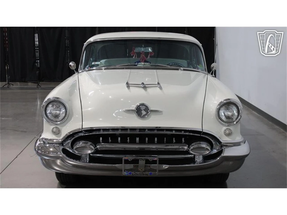 1955 Oldsmobile 88 - Image 13 of 31