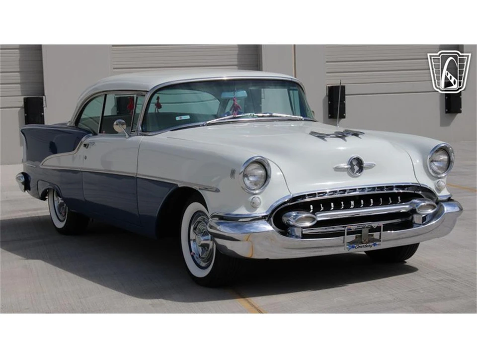 1955 Oldsmobile 88 - Image 4 of 31