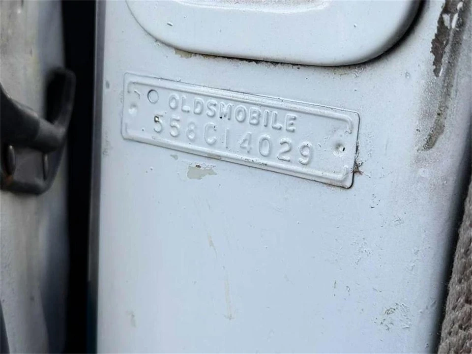 1955 Oldsmobile 88 - Image 28 of 31
