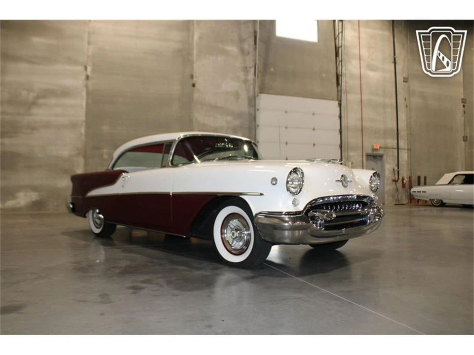 1955 Oldsmobile 88 - Image 23 of 31