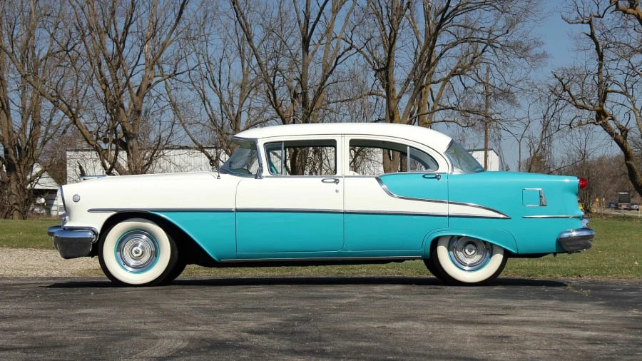 1955 Oldsmobile 88 - Image 4 of 29