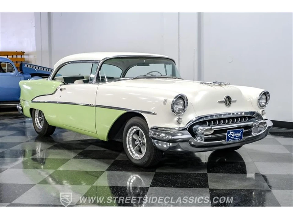 1955 Oldsmobile 88 - Image 16 of 31