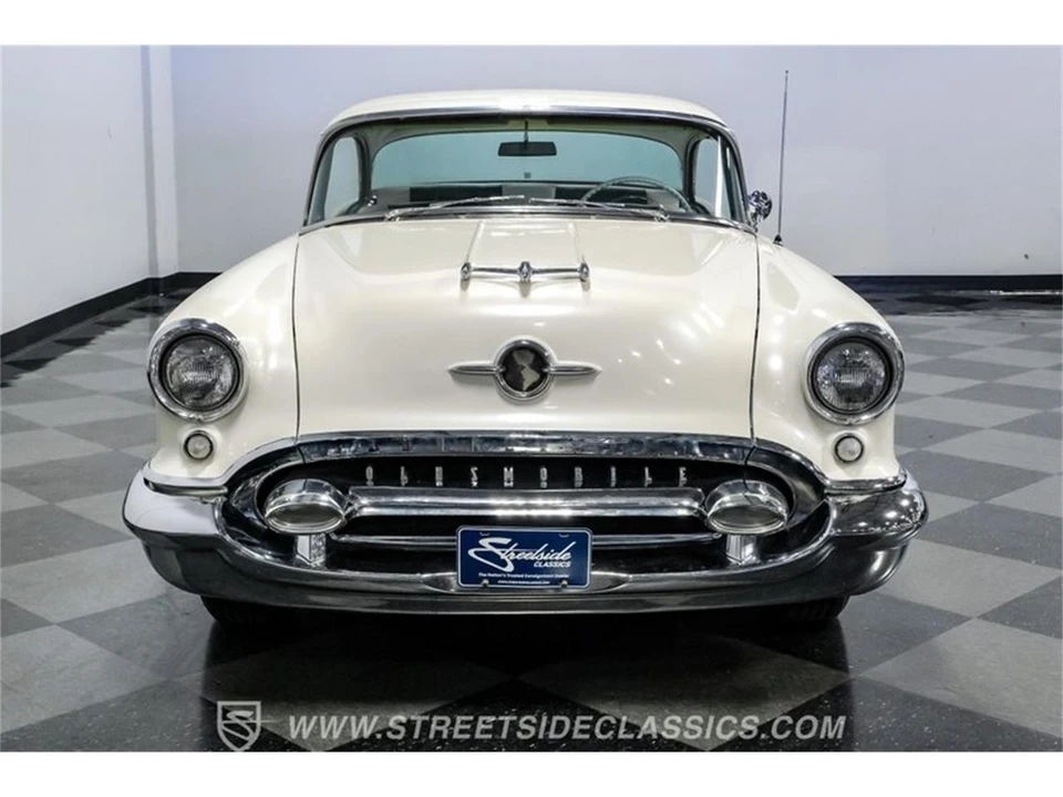 1955 Oldsmobile 88 - Image 18 of 31