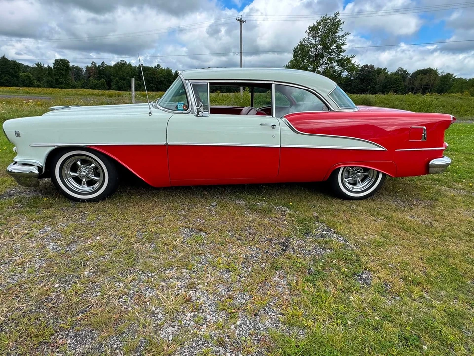 1955 Oldsmobile 88 - Image 16 of 31