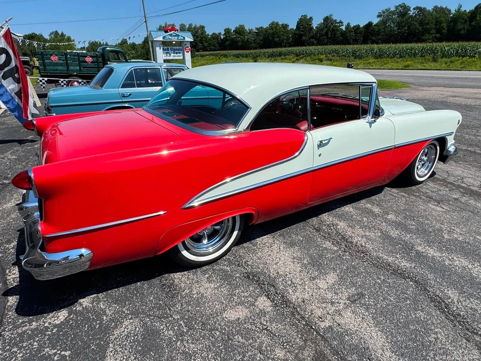 1955 Oldsmobile 88 - Image 24 of 31