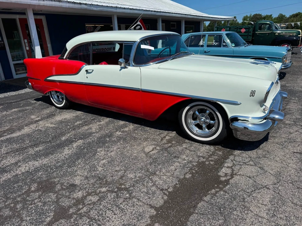 1955 Oldsmobile 88 - Image 22 of 31