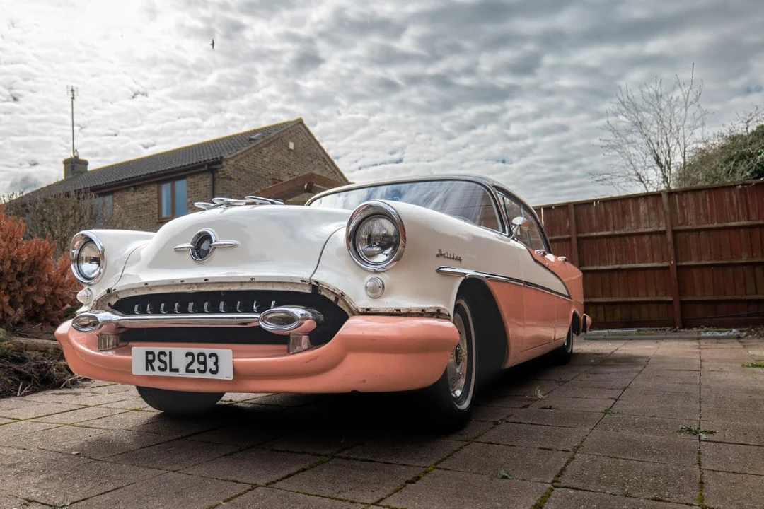 1955 Oldsmobile 88 - Image 9 of 30