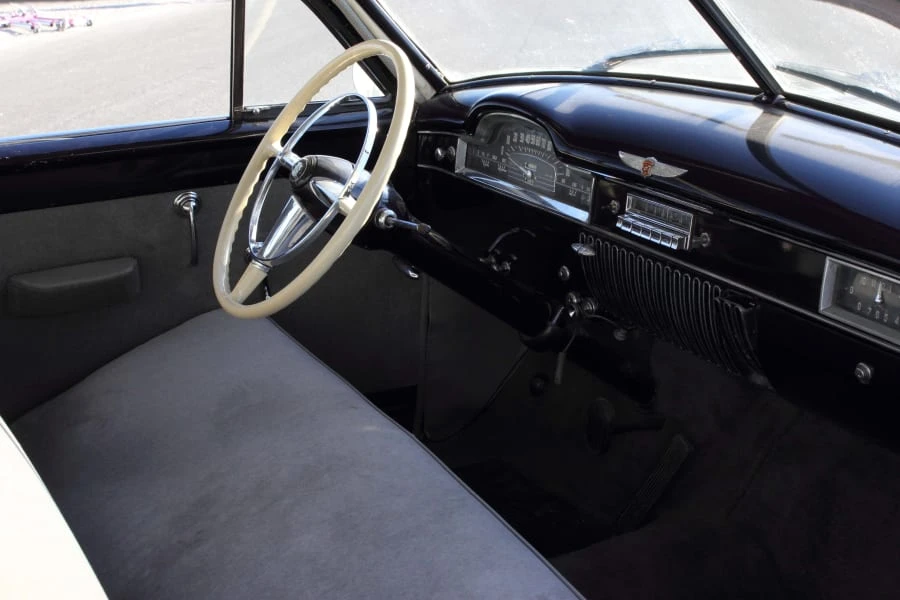 1955 Oldsmobile 98 - Image 5 of 10