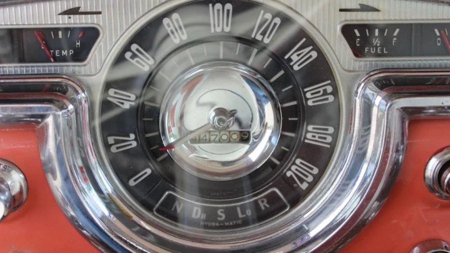 1955 Oldsmobile 98 - Image 9 of 31