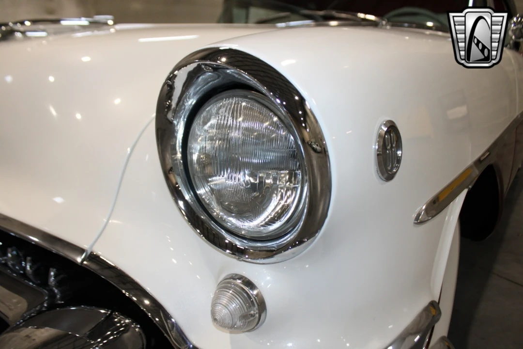 1955 Oldsmobile 88 - Image 9 of 12