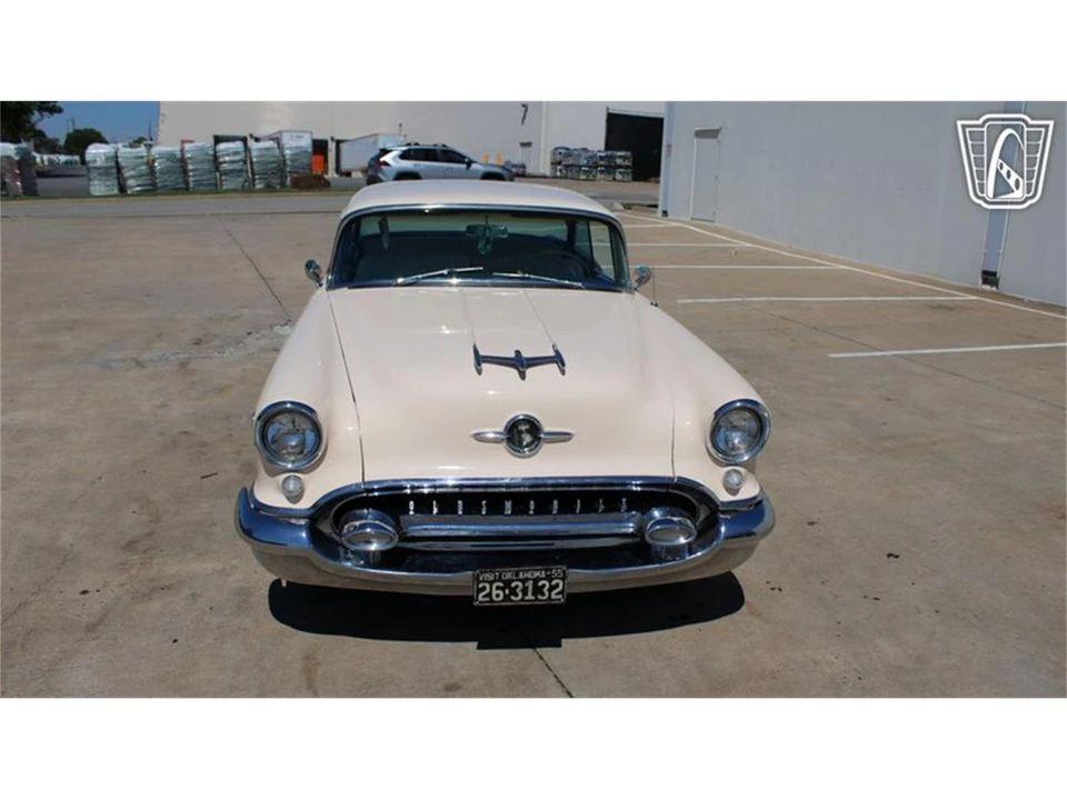 1955 Oldsmobile 88 - Image 30 of 31