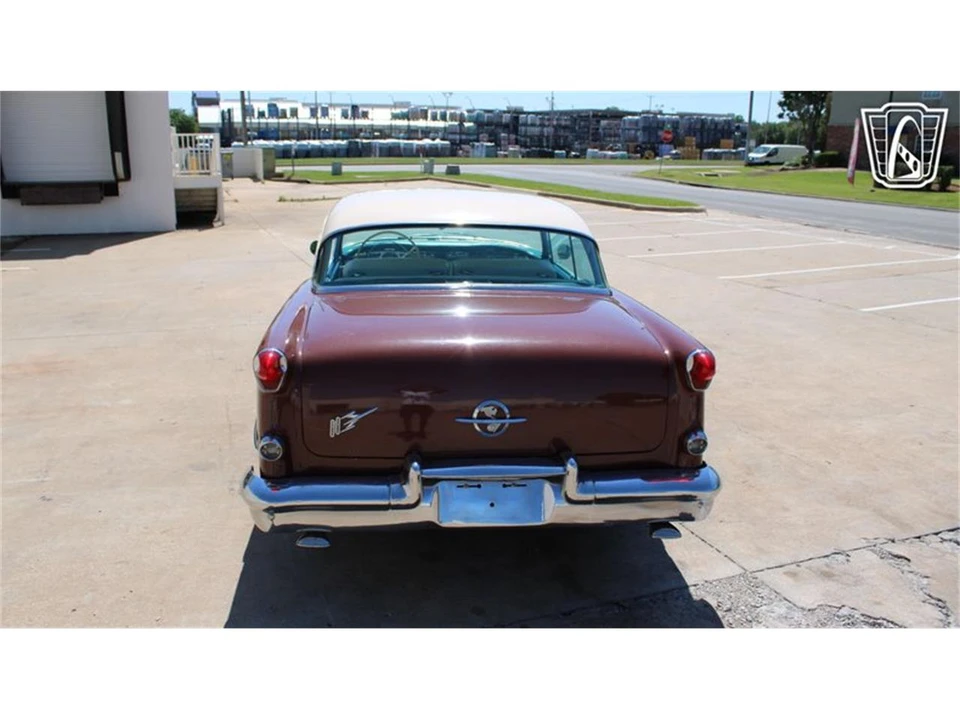 1955 Oldsmobile 88 - Image 26 of 31