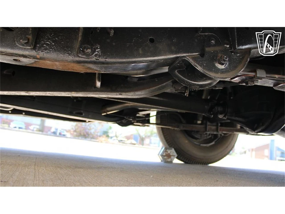 1955 Oldsmobile 88 - Image 20 of 31