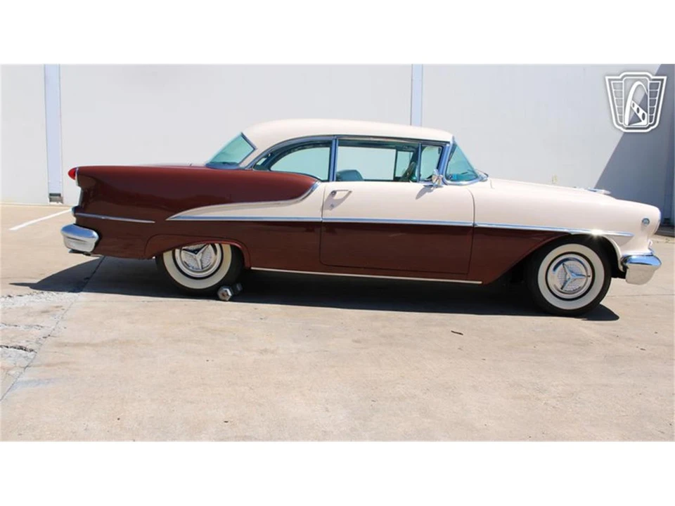 1955 Oldsmobile 88 - Image 4 of 31