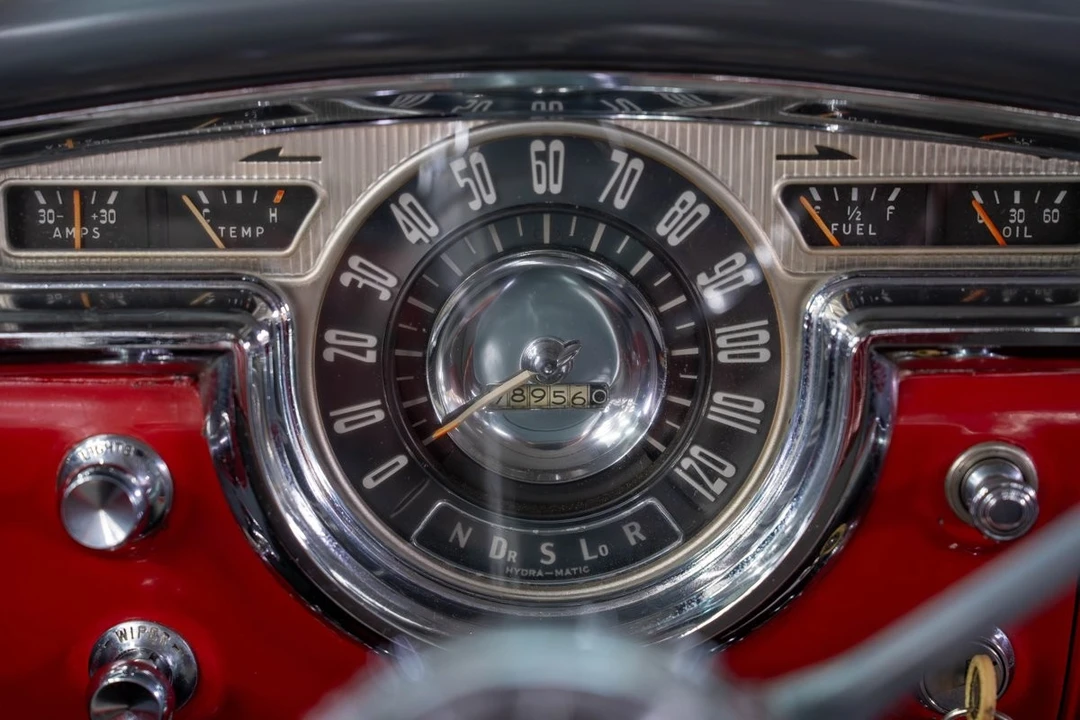 1955 Oldsmobile 88 - Image 16 of 21