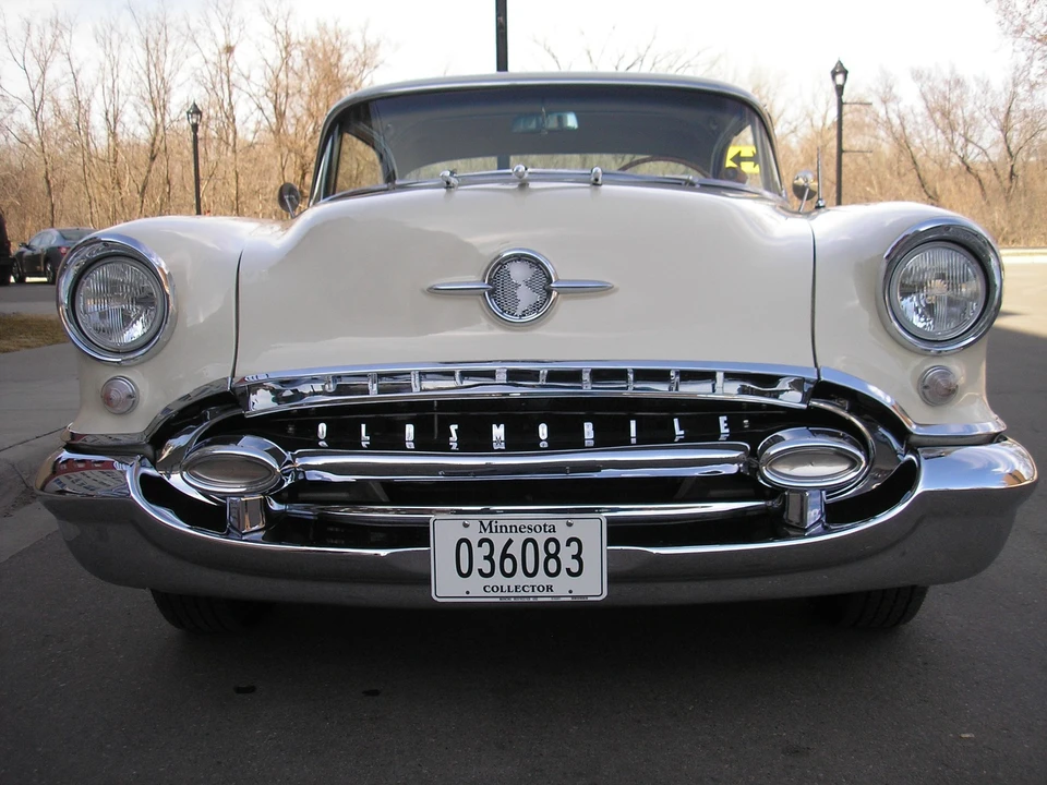 1955 Oldsmobile 98 - Image 2 of 21
