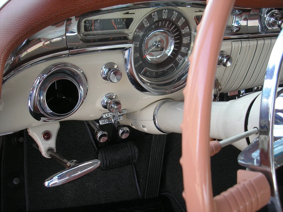 1955 Oldsmobile 98 - Image 14 of 21