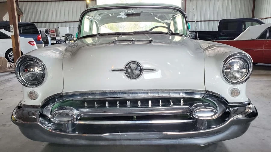 1955 Oldsmobile 88 - Image 4 of 12