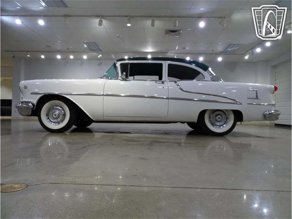1955 Oldsmobile 88 - Image 7 of 31