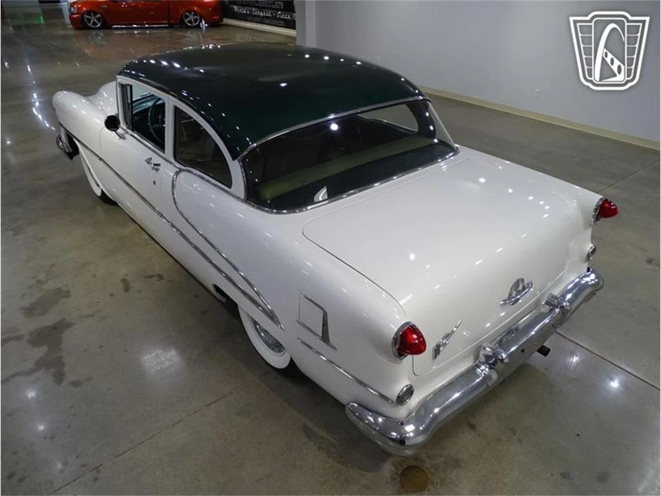1955 Oldsmobile 88 - Image 8 of 31