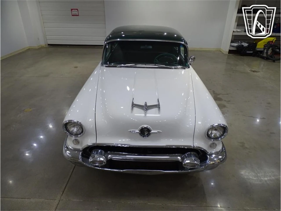 1955 Oldsmobile 88 - Image 23 of 31