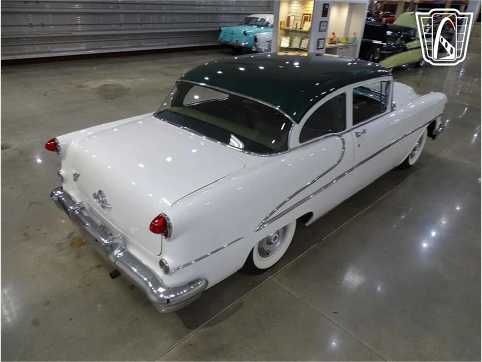 1955 Oldsmobile 88 - Image 14 of 31