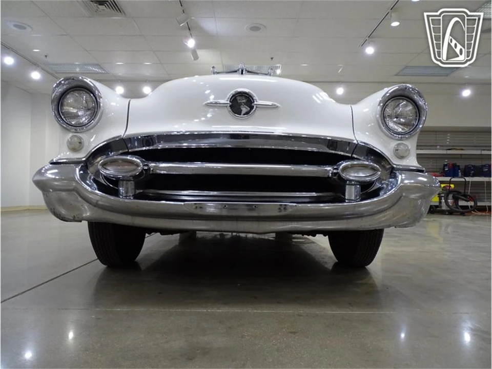 1955 Oldsmobile 88 - Image 25 of 31