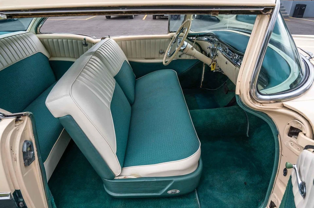 1955 Oldsmobile 88 - Image 13 of 31