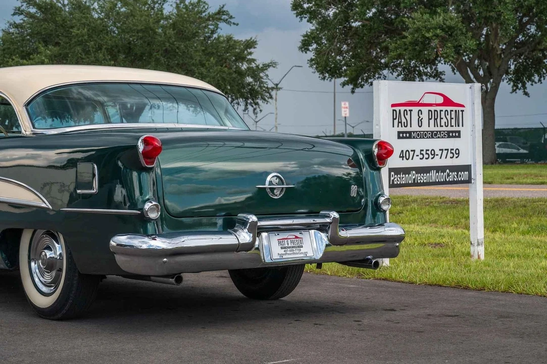 1955 Oldsmobile 88 - Image 18 of 31