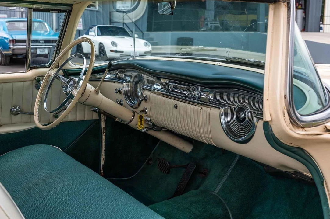 1955 Oldsmobile 88 - Image 12 of 31