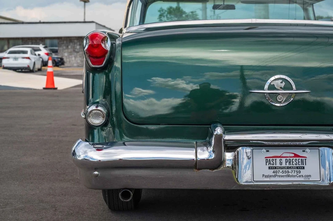 1955 Oldsmobile 88 - Image 26 of 31
