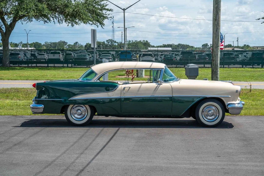 1955 Oldsmobile 88 - Image 7 of 31