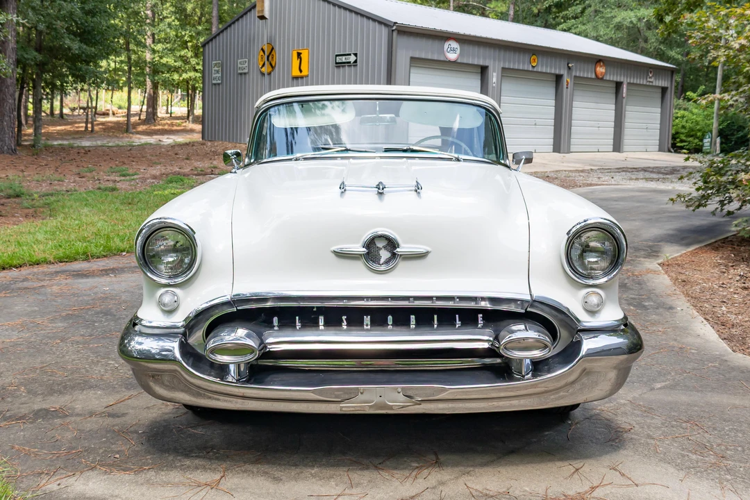 1955 Oldsmobile 98 - Image 2 of 31